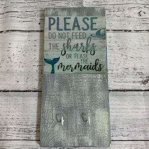 Mermaid Wall Plaque with Hooks